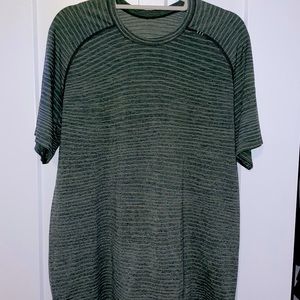 Lululemon shirt